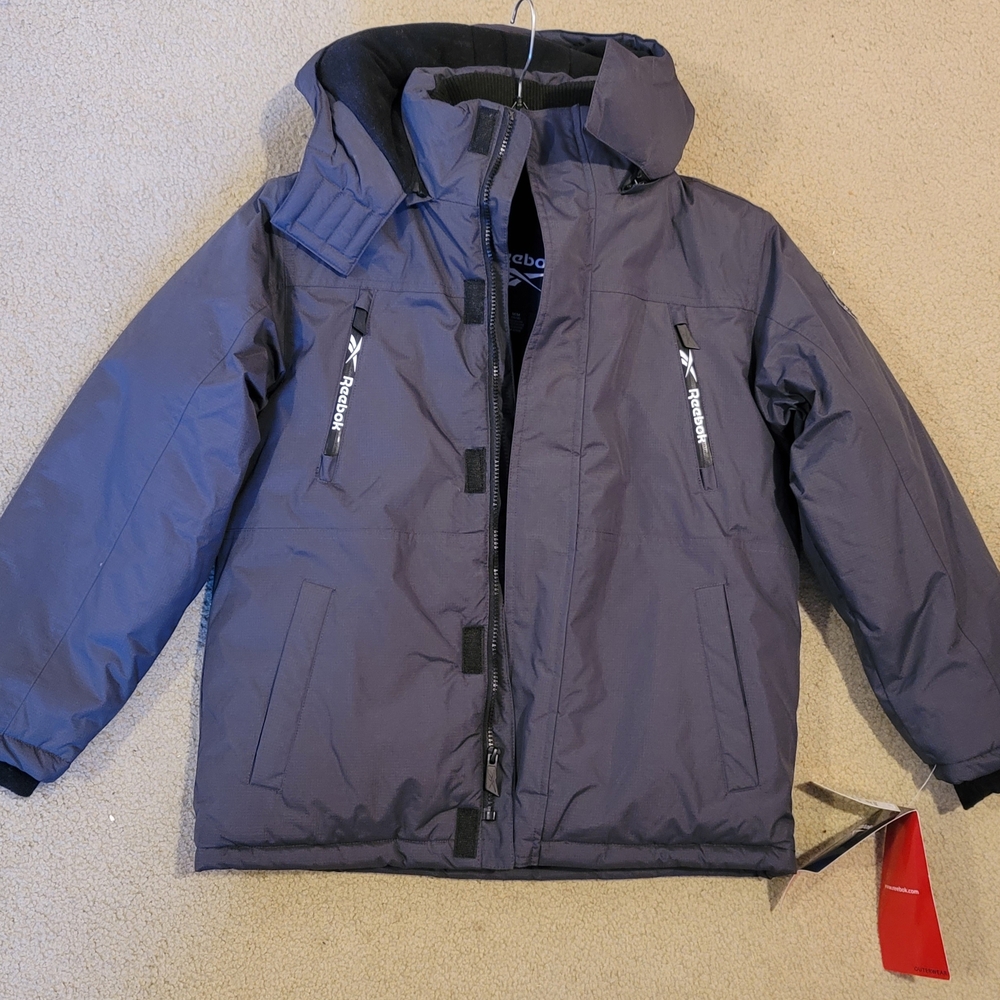 NWT Reebok Hooded Winter Jacket/Puffer Boys Sz M(10/12) Color Charcoal